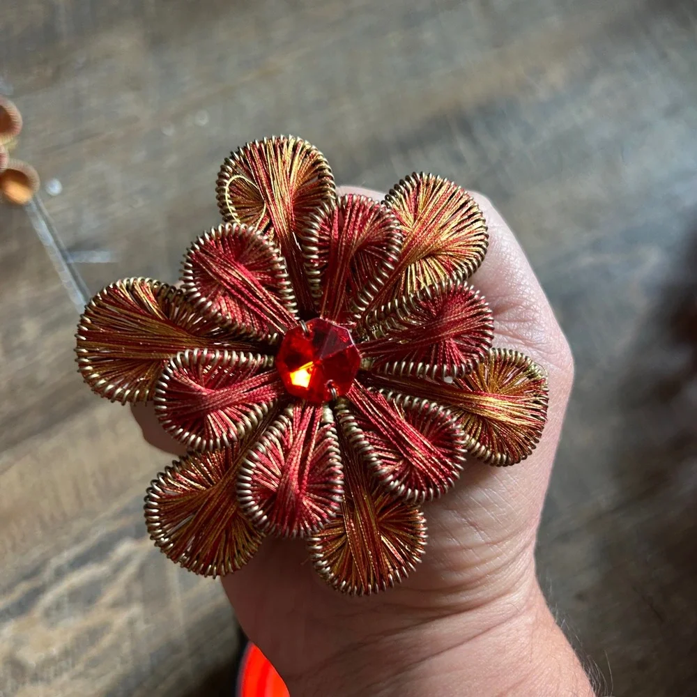 Pier 1 Imports Red Gold Beaded Flower Napkin Rings Set of 8‎ Jeweled Floral Boho